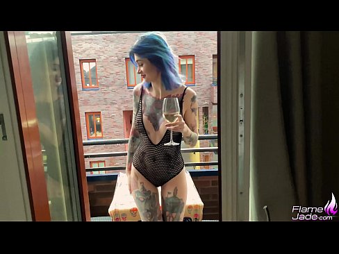 ❤️ Ogromna dziewczyna ssąca i pieprzy się namiętnie pod gołym niebem ☑ Sluts at pl.sexvideogif.ru ❌❤